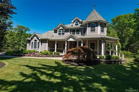 67 Sunny Road Saint James NY 11780