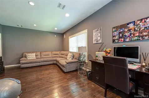 67 Sunny Road Saint James NY 11780