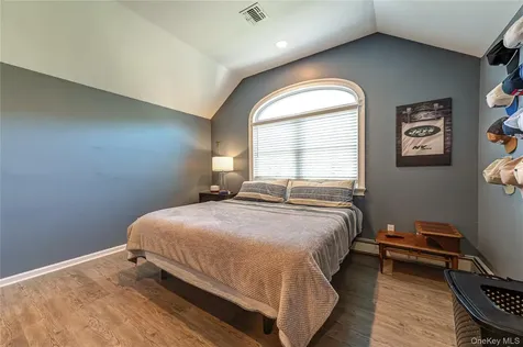 67 Sunny Road Saint James NY 11780