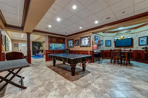 67 Sunny Road Saint James NY 11780