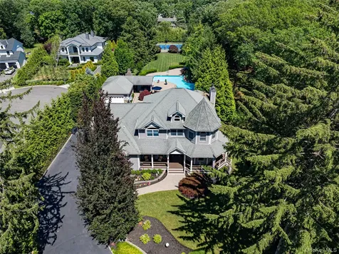 67 Sunny Road Saint James NY 11780