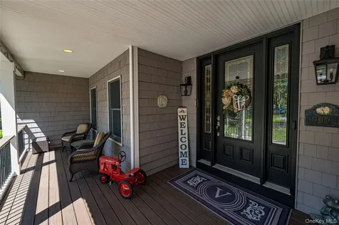 67 Sunny Road Saint James NY 11780