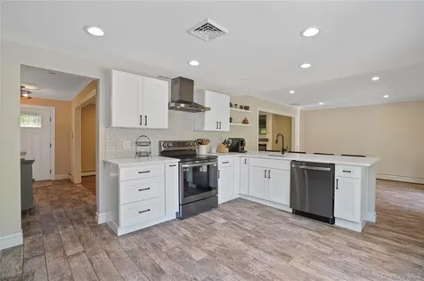 11 Kenneth Drive Putnam Valley NY 10579