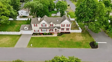 303 N Westchester Avenue N West Babylon NY 11704