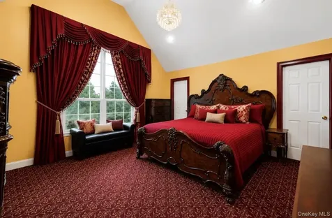 303 N Westchester Avenue N West Babylon NY 11704