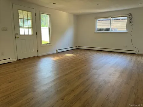 46 W Lane Drive Plainview NY 11803