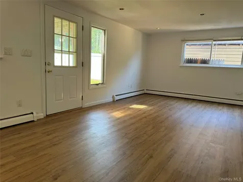 46 W Lane Drive Plainview NY 11803