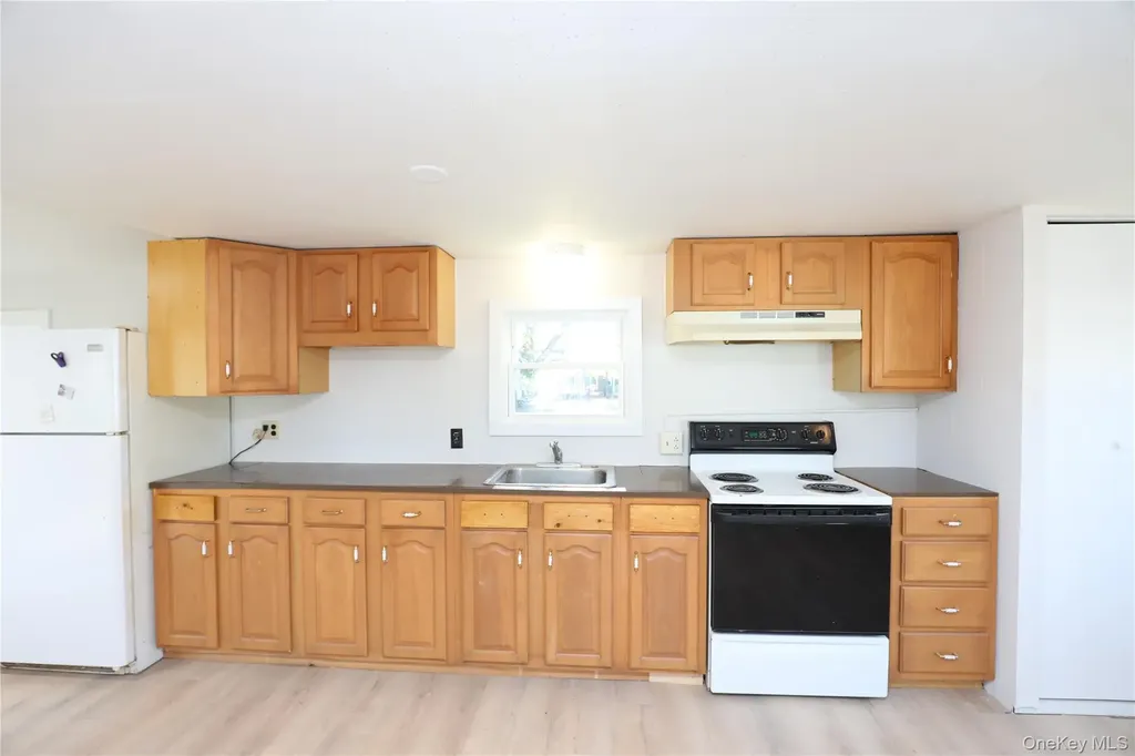 414 Joslen Boulevard Hudson NY 12534