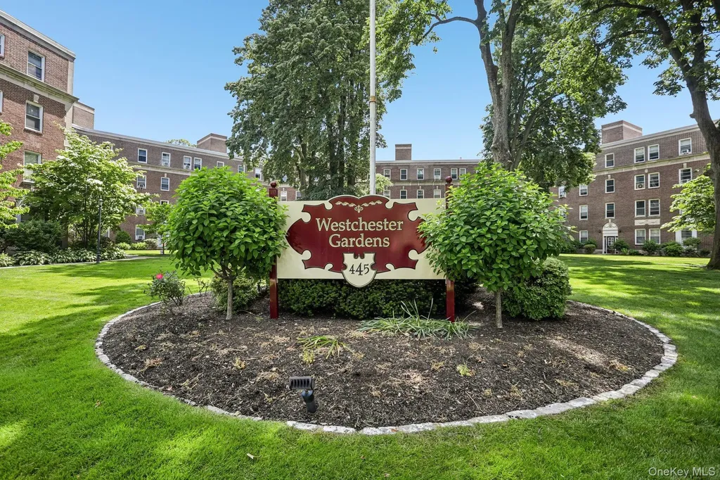 445 Gramatan Avenue Fleetwood NY 10552