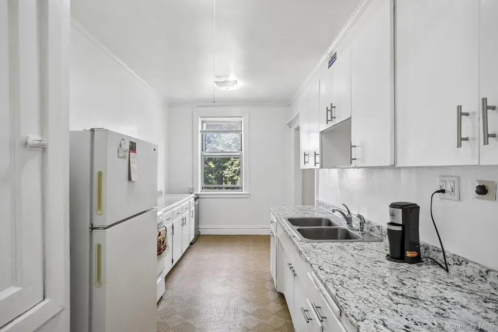 445 Gramatan Avenue Fleetwood NY 10552