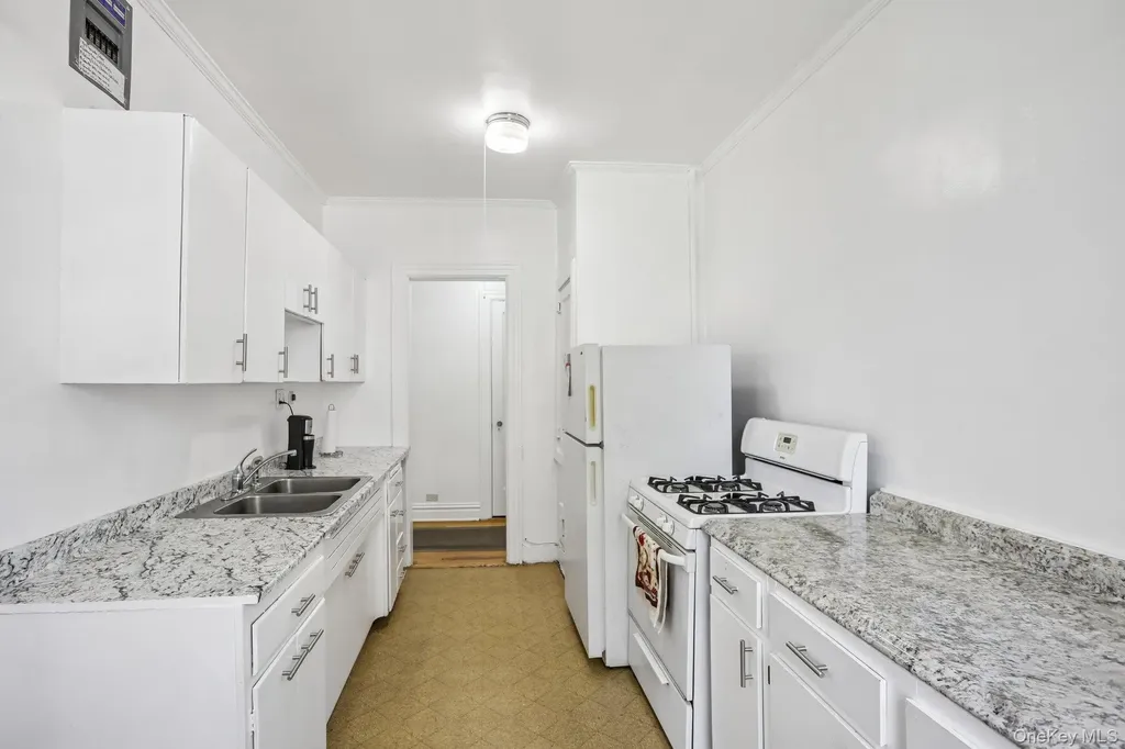 445 Gramatan Avenue Fleetwood NY 10552