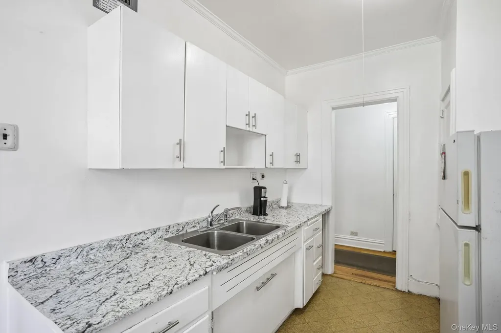 445 Gramatan Avenue Fleetwood NY 10552