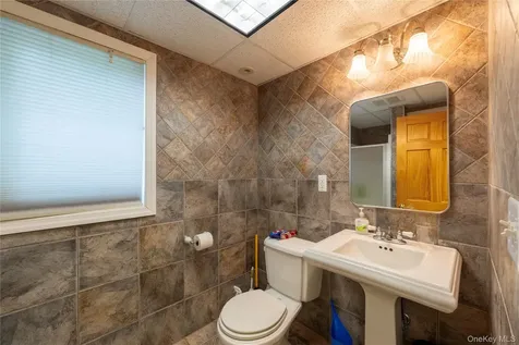 72 Gleneida Avenue Carmel NY 10512