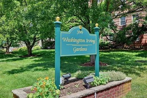 300 S Broadway Tarrytown NY 10591
