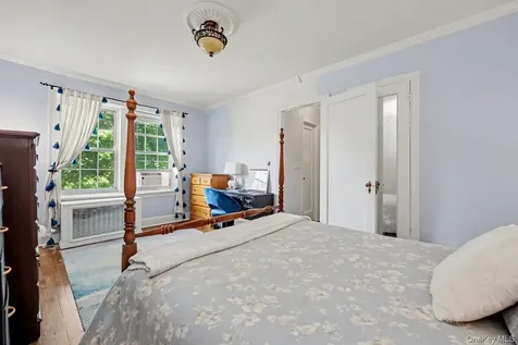 300 S Broadway Tarrytown NY 10591