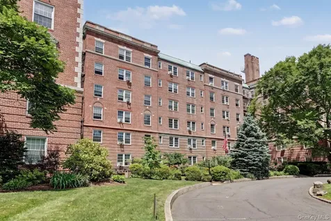 300 S Broadway Tarrytown NY 10591
