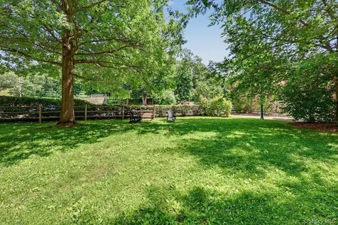 300 S Broadway Tarrytown NY 10591