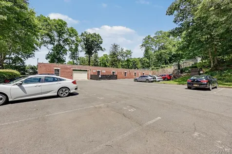 300 S Broadway Tarrytown NY 10591