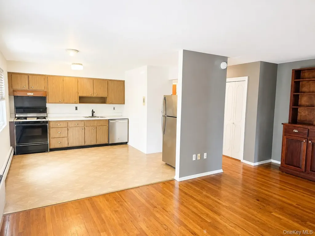82 Demarest Avenue West Nyack NY 10994
