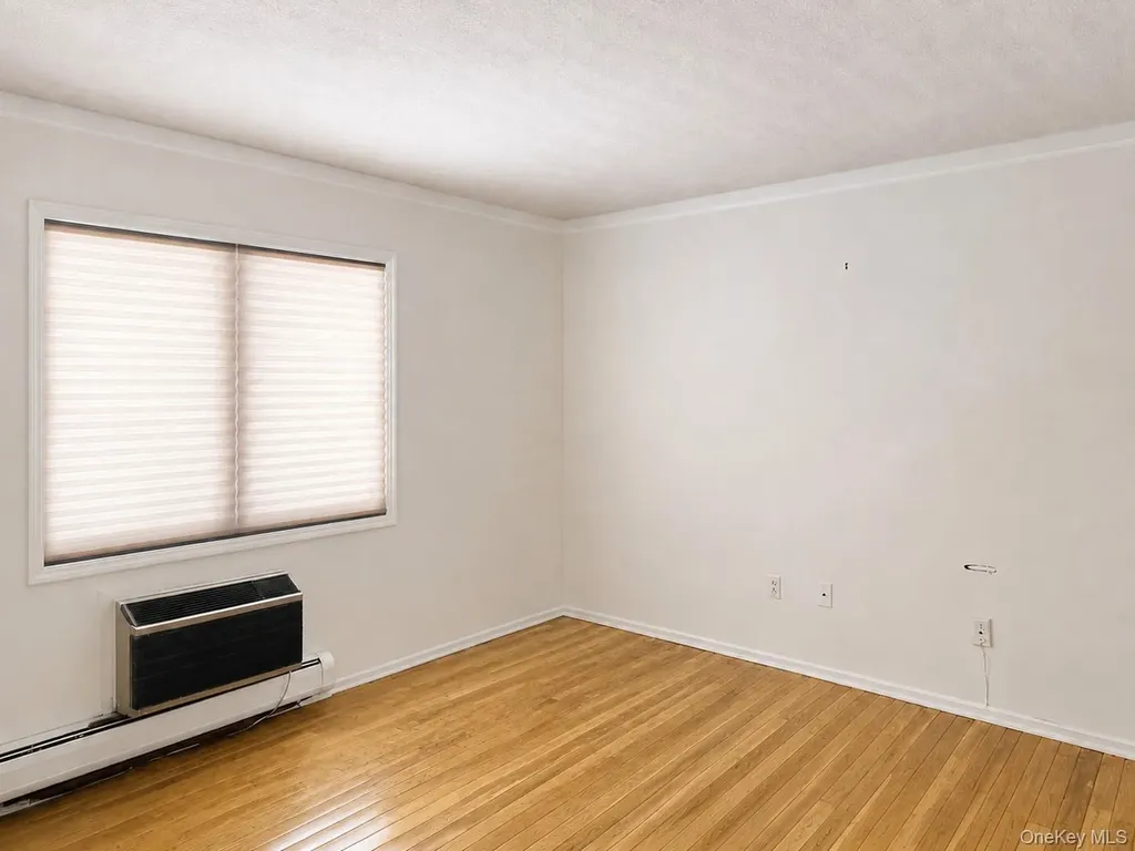 82 Demarest Avenue West Nyack NY 10994