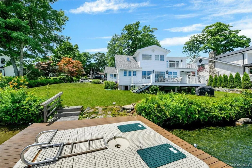 46 Sycamore Road Mahopac NY 10541