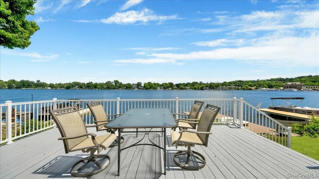 46 Sycamore Road Mahopac NY 10541