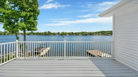 46 Sycamore Road Mahopac NY 10541