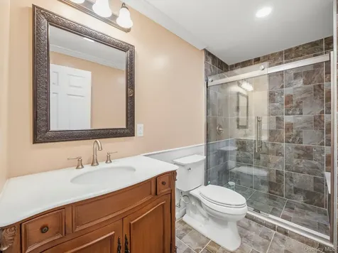 637 S Mountain Road New City NY 10956