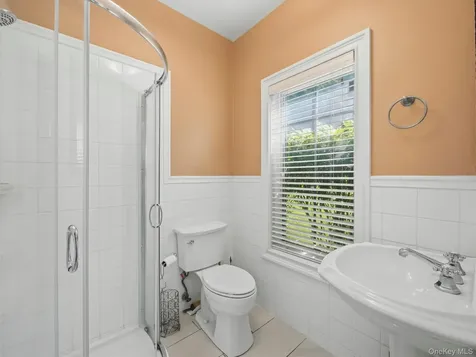 637 S Mountain Road New City NY 10956