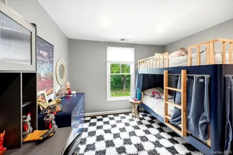 736 Pelhamdale Avenue New Rochelle NY 10801