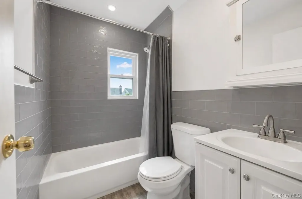 9036 209th Street Queens Village NY 11428
