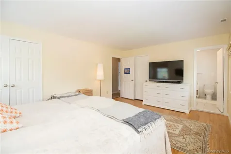 4 Dalphin Drive Rye NY 10580