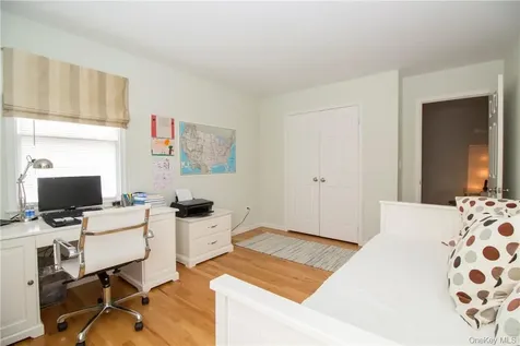 4 Dalphin Drive Rye NY 10580