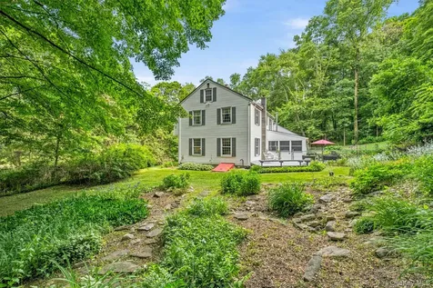 40 Harmony Road Pawling NY 12564