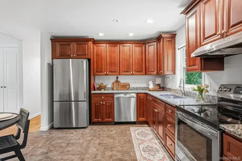 75 Creek Road Staatsburg NY 12580