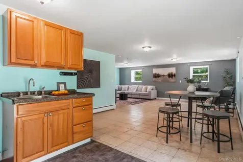 75 Creek Road Staatsburg NY 12580