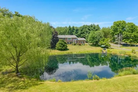 75 Creek Road Staatsburg NY 12580