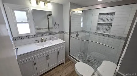 58 Betsy Ross Drive Bohemia NY 11716