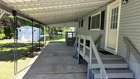 58 Betsy Ross Drive Bohemia NY 11716