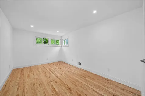 207 Wright Street Westbury NY 11590