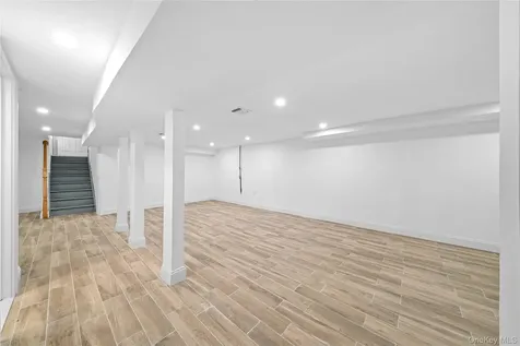 207 Wright Street Westbury NY 11590