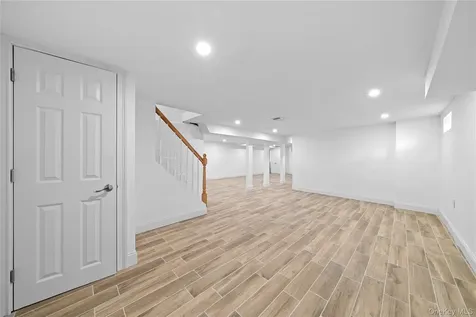 207 Wright Street Westbury NY 11590