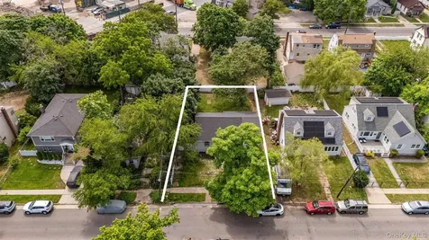 207 Wright Street Westbury NY 11590