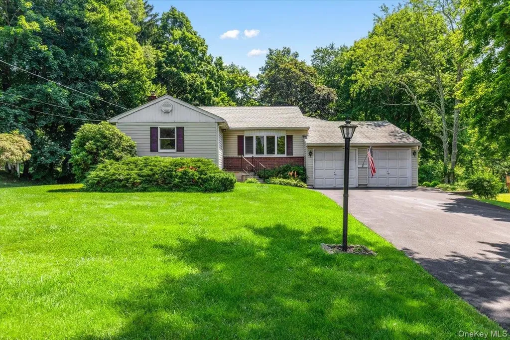 2872 Brookfield Drive Yorktown Heights NY 10598