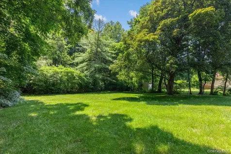 2872 Brookfield Drive Yorktown Heights NY 10598