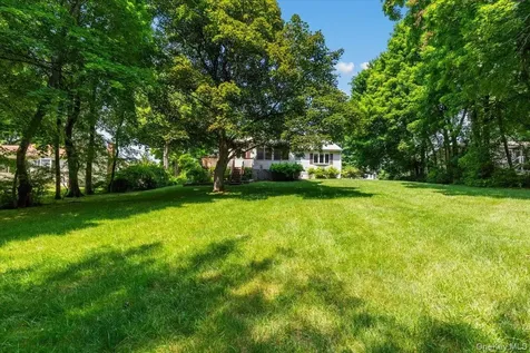 2872 Brookfield Drive Yorktown Heights NY 10598