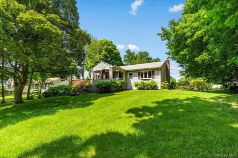 2872 Brookfield Drive Yorktown Heights NY 10598