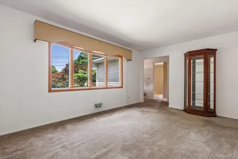 2872 Brookfield Drive Yorktown Heights NY 10598