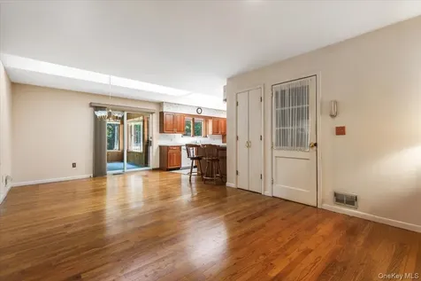 2872 Brookfield Drive Yorktown Heights NY 10598