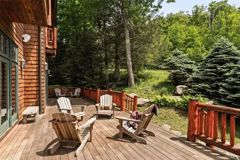 6 White Way Windham NY 12496